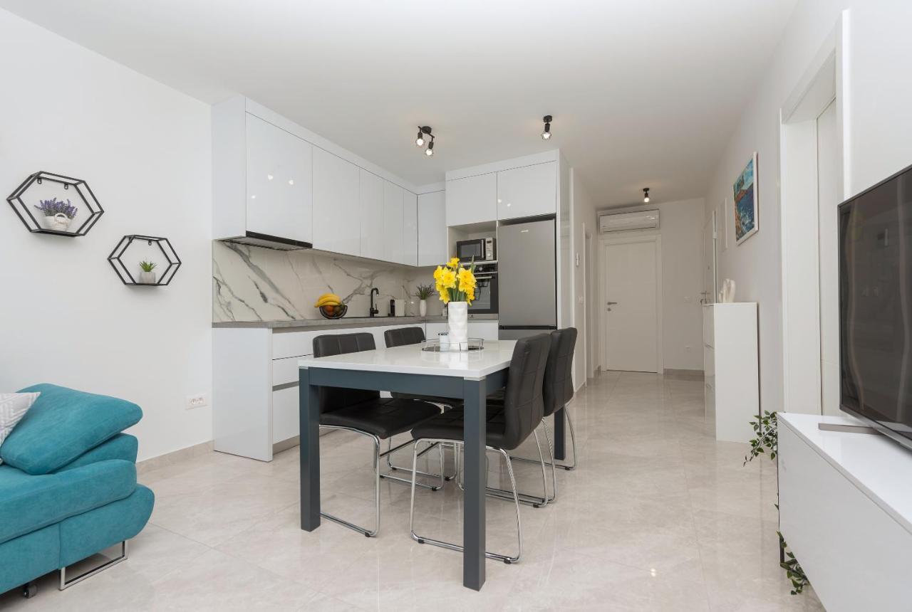 Apartment Ema Makarska Kültér fotó